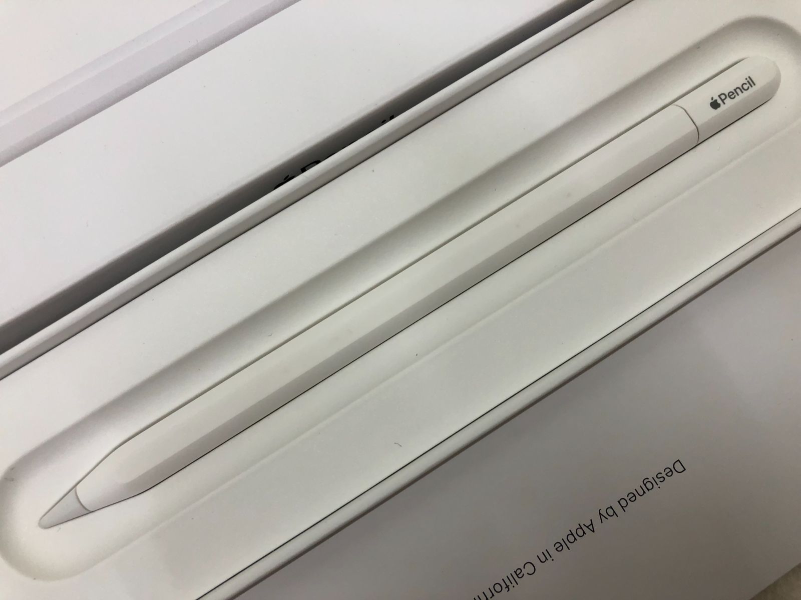 【美品】Apple Pencil / USB-Cモデル / MUWA3ZA/A Apple Pencil (USB-C) MUWA3ZA/A 【公式通販】