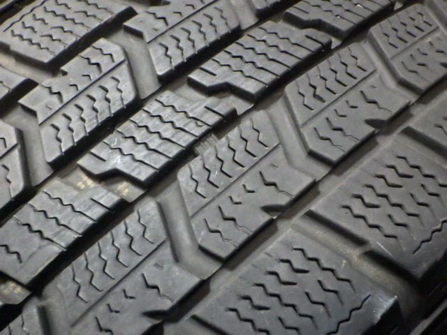 【SR909】送料無料●2022年製造 約7部山●Good’YEAR ICE NAVI 7●165/65R14●4本 26102056 車 【SR909】送料無料○2022年製造 約7部山○Good'YEAR ICE