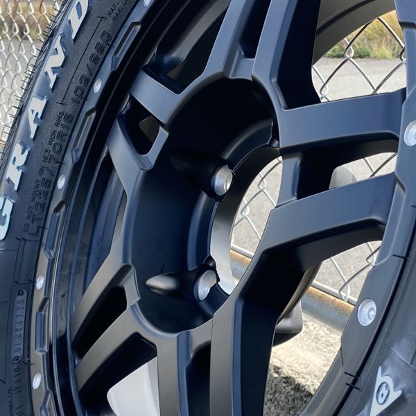 ジムニーシエラ JB74 ジムニー ノマド JC74 純正車高限界サイズ 16