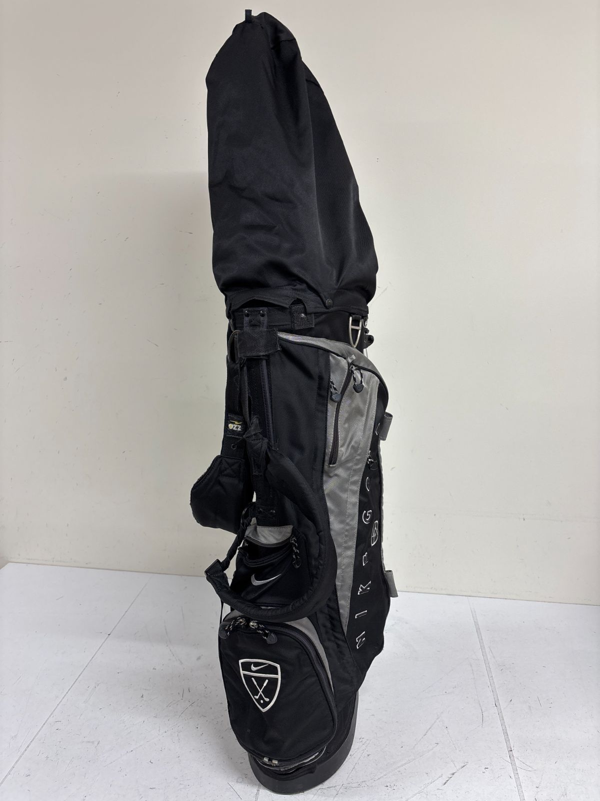 送料無料【希少】NIKE GOLF ナイキ スタンド キャディバッグ 送料無料【希少】NIKE GOLF ナイキ スタンド キャディバッグ
