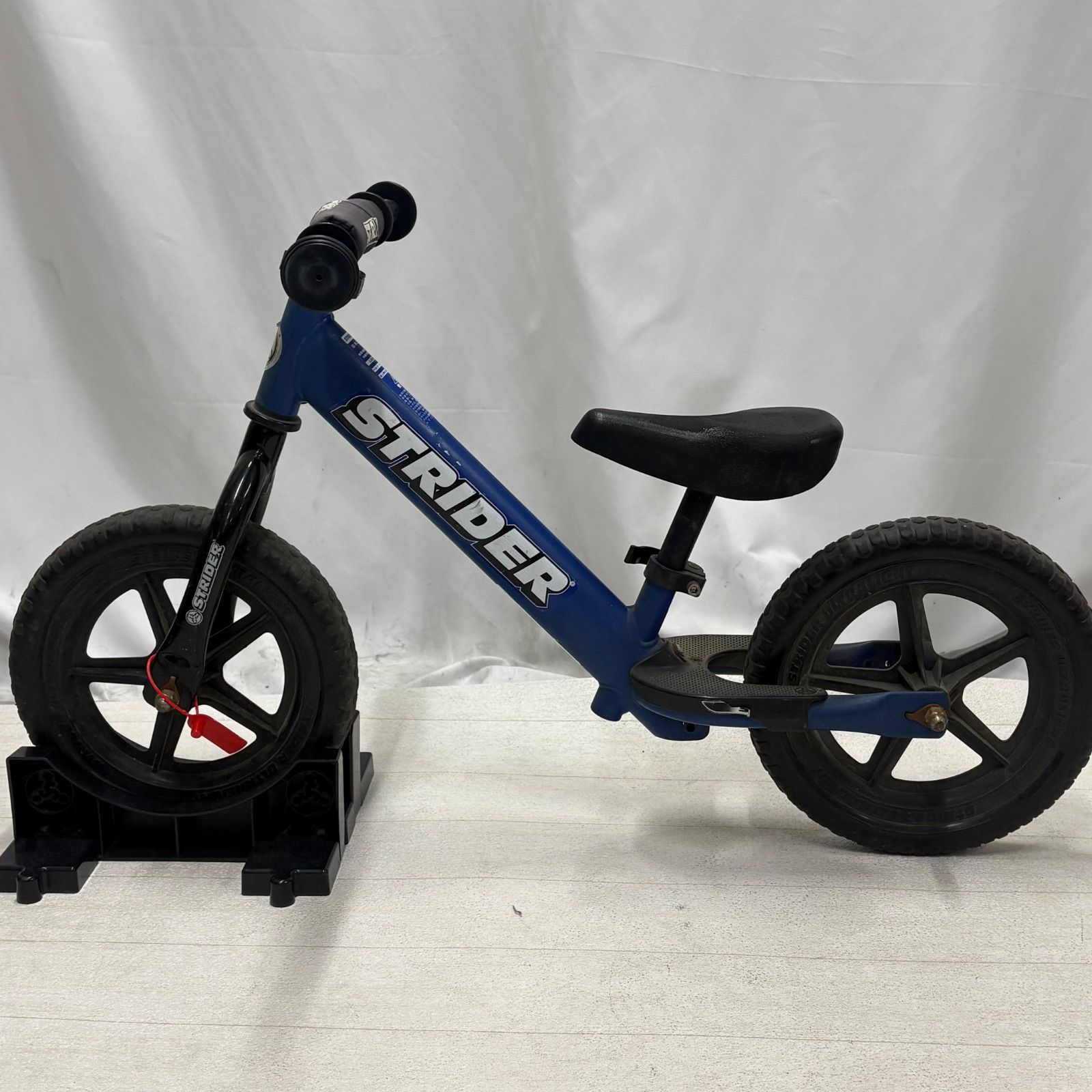 人気】STRIDER バランスバイク ブルー 12インチ SPORT スポーツ 