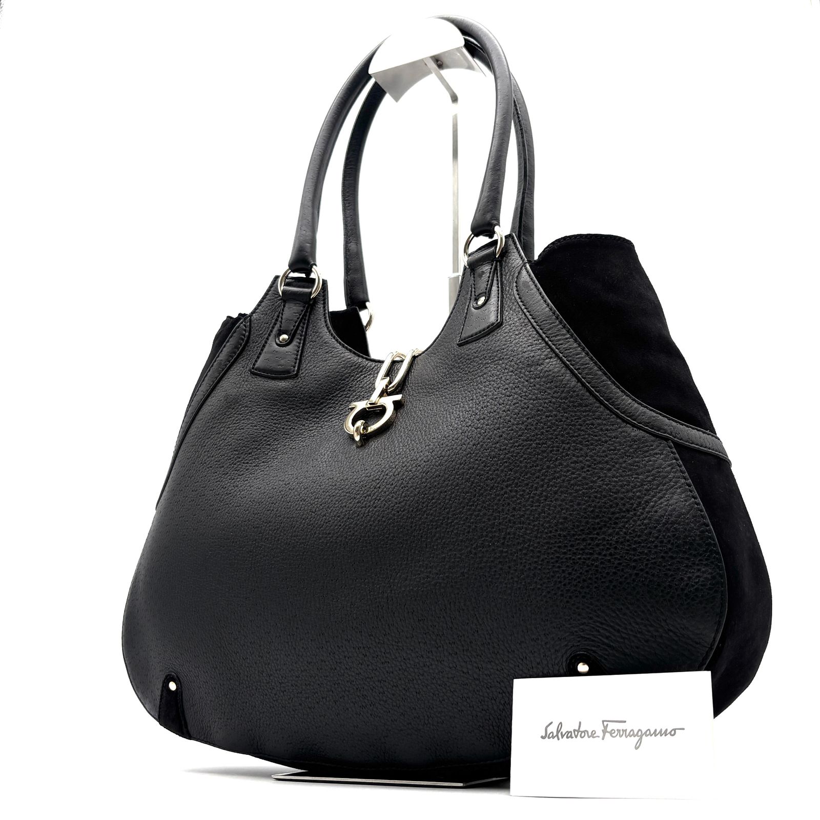 美品 Salvatore Ferragamo サルヴァトーレ フェラガモ 美品 Salvatore Ferragamo サルヴァトーレ フェラガモ