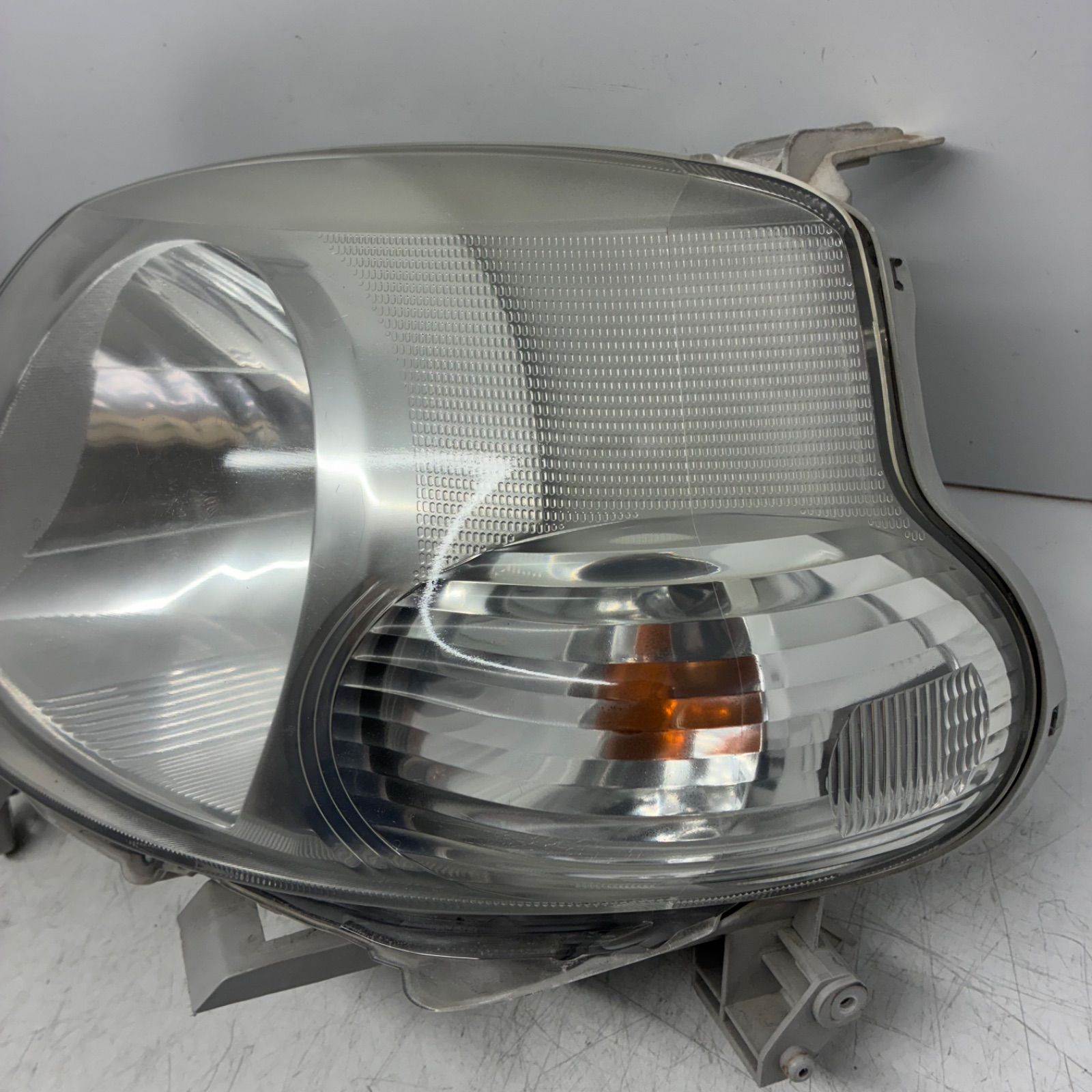 車 コーティング済ダイハツ L235S L245S エッセ ヘッドライト ランプ