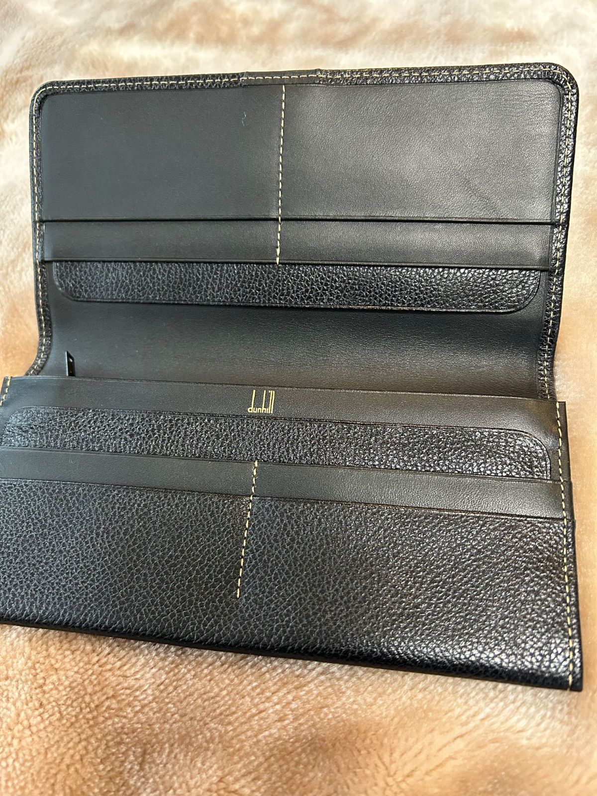 ダンヒルdunhill長財布 ロングウォレット 小銭入れアリ 小銭入れ有 