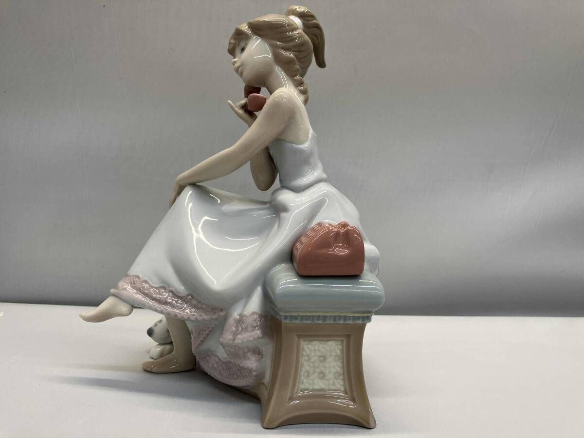 LLADRO #女の子 #陶器 #置物 リヤドロ 大事な電話 05466 箱無し - メルカリ