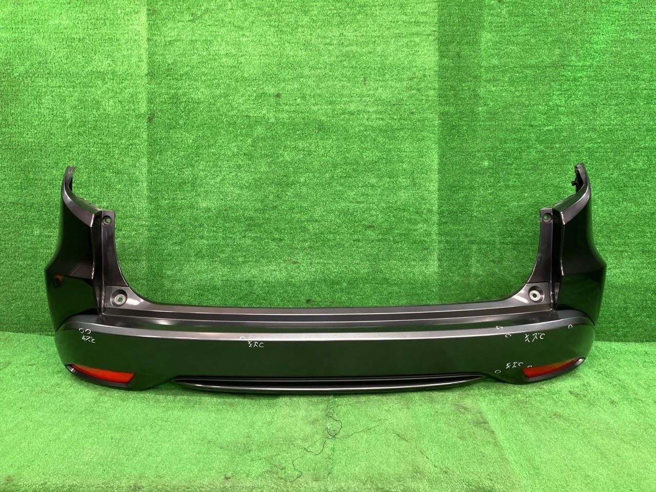 HONDA 純正 ベゼル　リアバンパー 71501-T7A-900ZD HONDA 純正 ベゼル リアバンパー 71501-T7A-900ZD 【メーカー直営