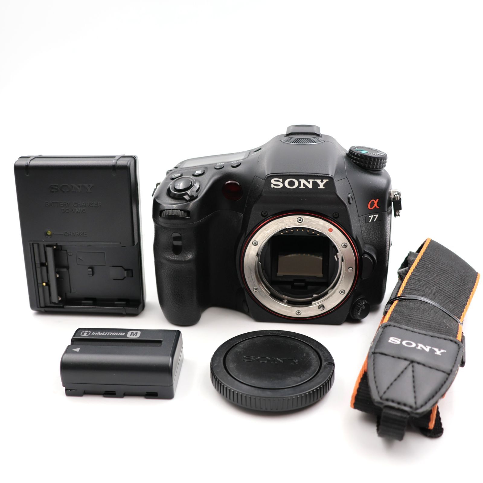 □シャッター数30215枚！極上品□ SONY α77 ボディ SLT-A77V デジタル 