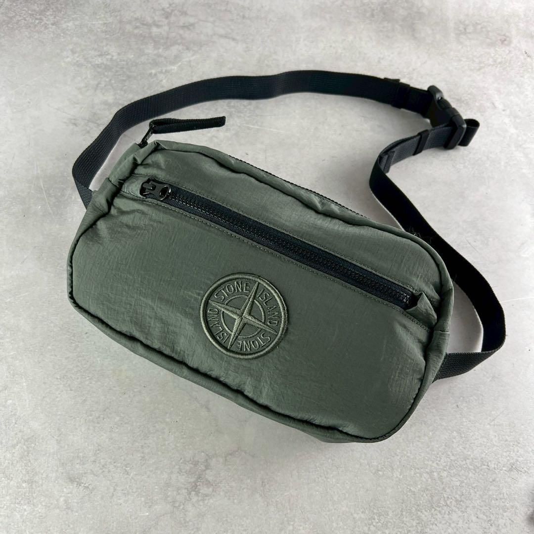 バッグ STONE  Barely used sling bag nylon STONE ISLAND Barely used sling bag nylon - メルカリ