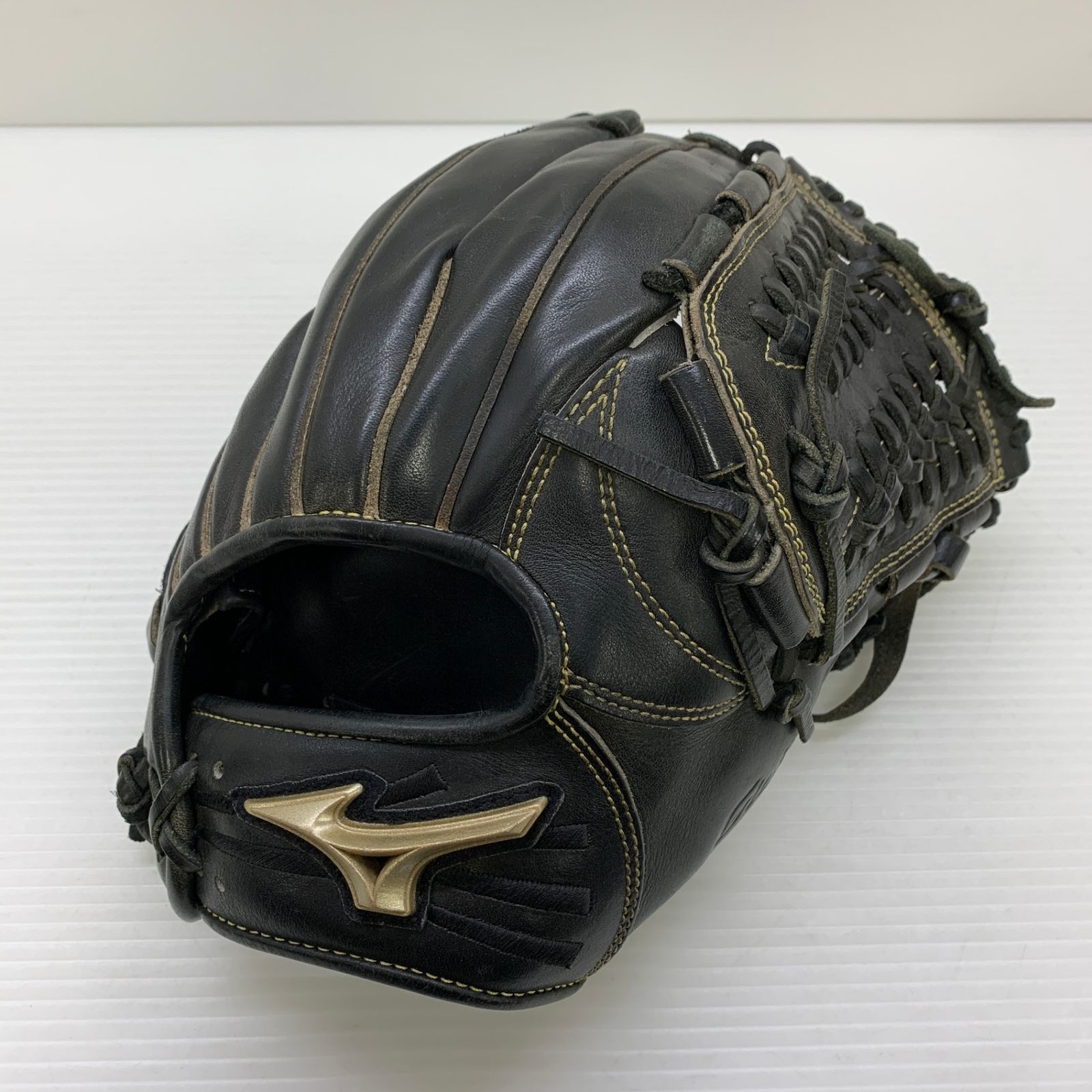 グローブのフリマアイテム一覧 Mizuno グローバルエリート 軟式