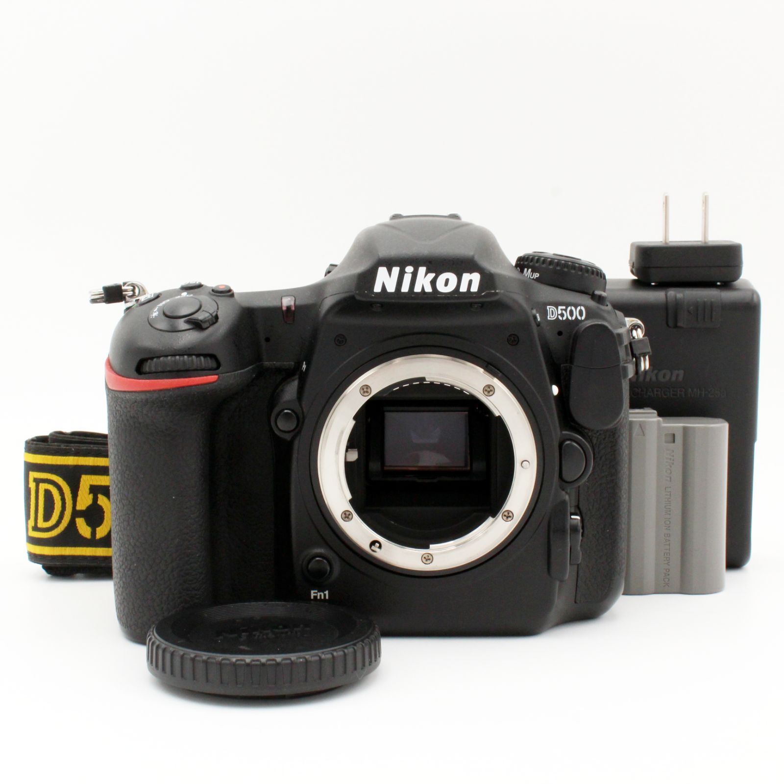 シャッター数56269枚【新品級】Nikon D500 ボディ#9404 - メルカリ シャッター数56269枚【新品級】Nikon D500 ボディ#9404 - メルカリ