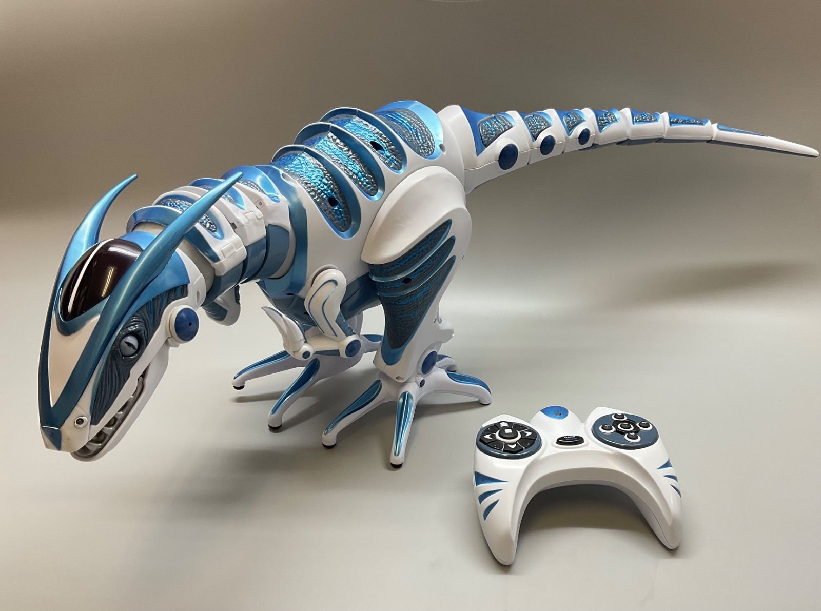 M62 ロボザウルス ブルー ホワイト 恐竜型ラジコンロボ ROBOSAUR blue