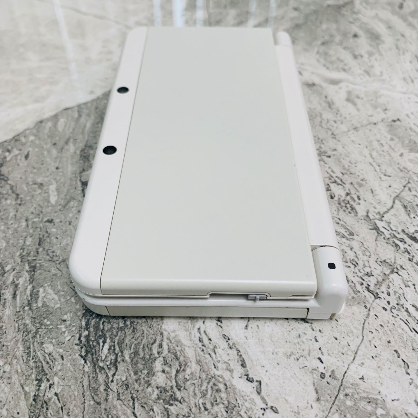 New Nintendo 3DS ホワイト - メルカリ