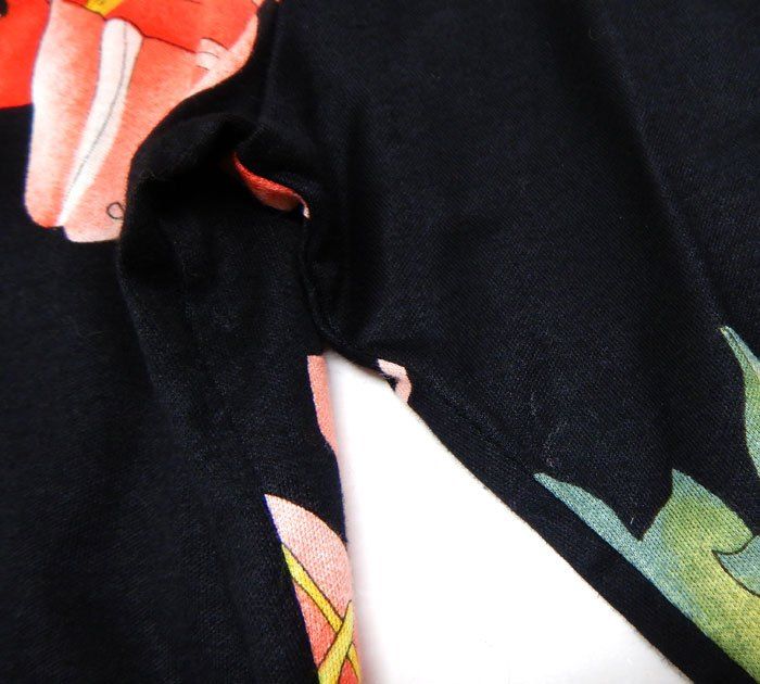 LEONARD レオナール/花柄 肩パット クルーネックカットソー/サイズM レッド×ブラック 長袖/トップス/レディース/FB3172 LEONARD レオナール/花柄 肩パット クルーネックカットソー/サイズM