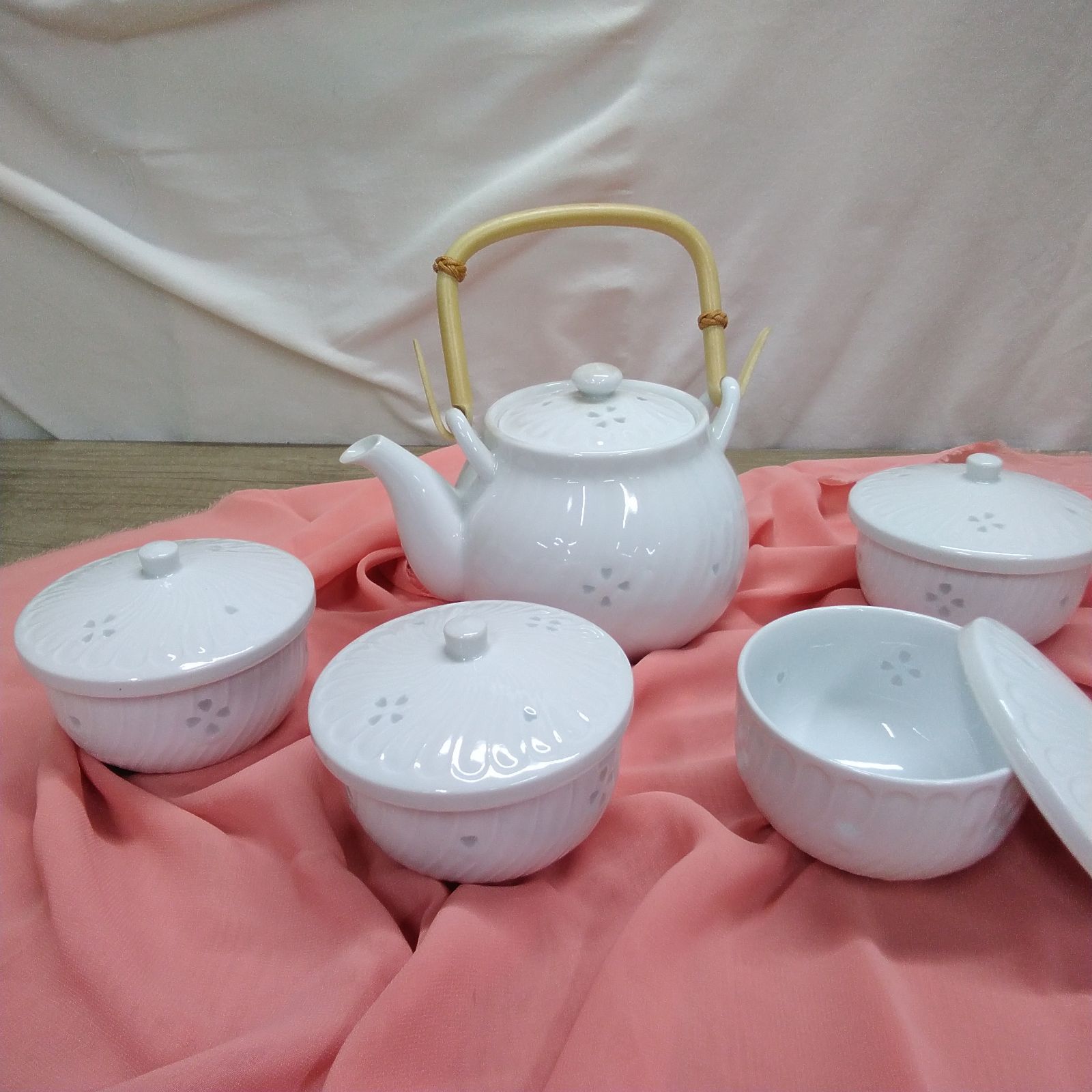 和食器 有田焼 秀峰窯 ホタル彫り 茶器セット 急須＆フタ付き湯呑み 9