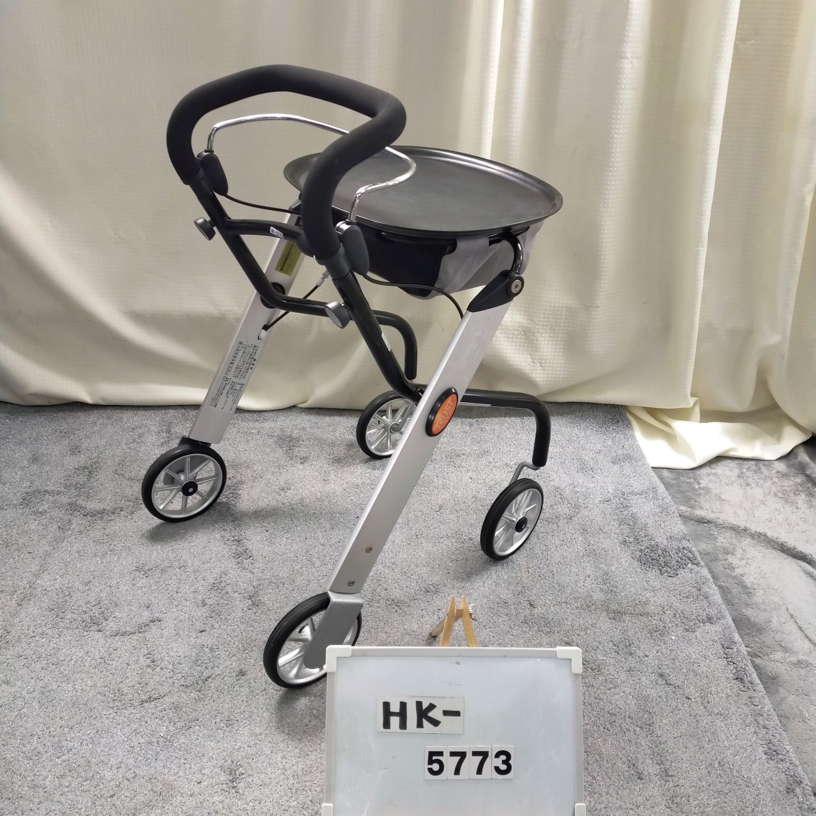 HK-5773) 竹虎ヒューマンケア レッツゴーミニ 小柄な方 コンパクト
