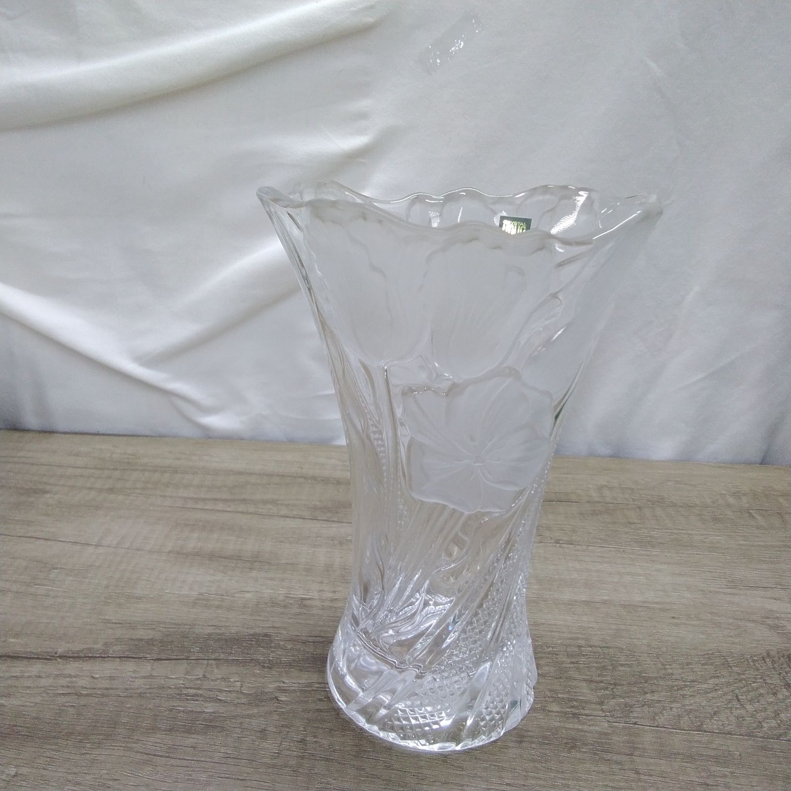 未使用・花瓶 HOYA クリスタル製 フラワーベース 花入れ 高さ/約21cm 