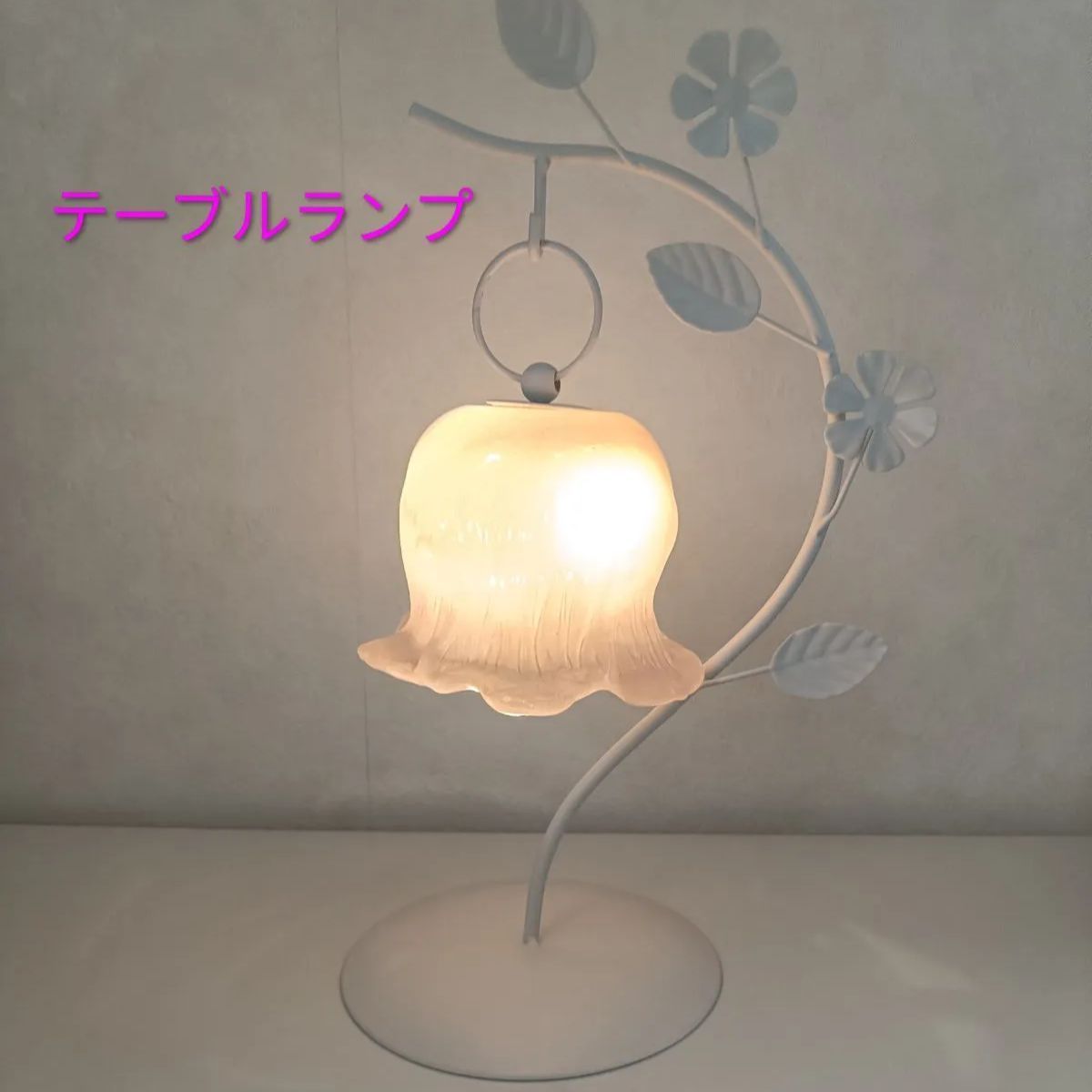 アンティークテーブルランプ コンパクトサイズ 電池式 新品未使用 