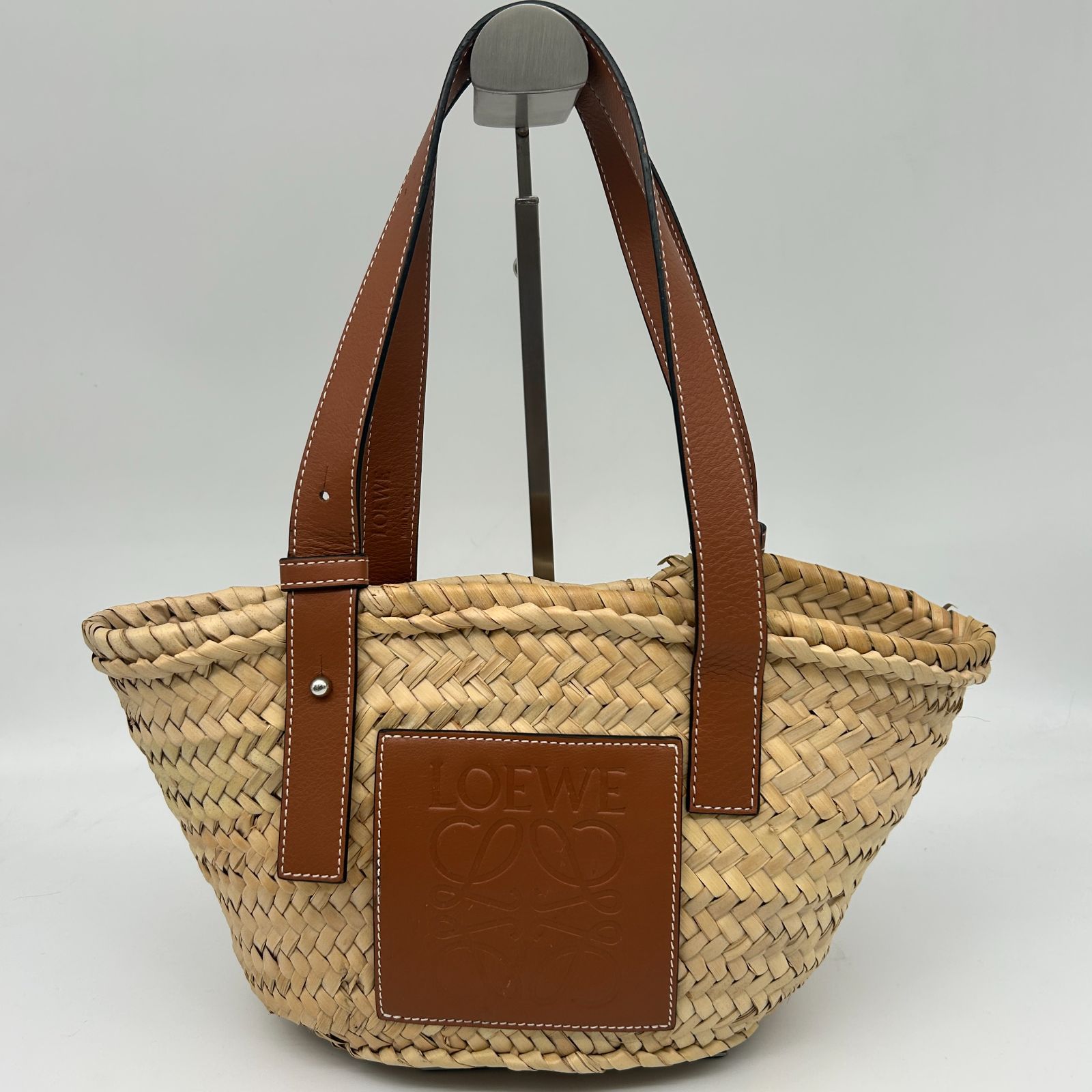 LOEWE （ロエベ）バスケットバッグ スモール ストロー 【中古】 - メルカリ