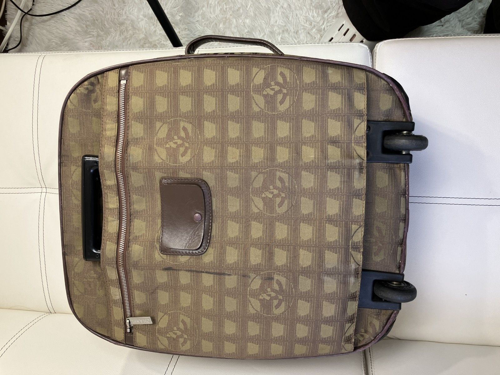CHANEL シャネル ニュートラベル キャリーバッグ 縦45cm 横40cm 幅 CHANEL シャネル ニュートラベル キャリーバッグ 縦45cm 横40cm 幅