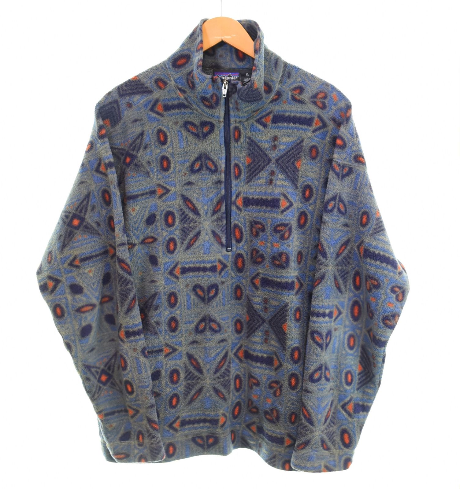 アウトドア patagonia パタゴニア フリースジャケット 幾何学模様