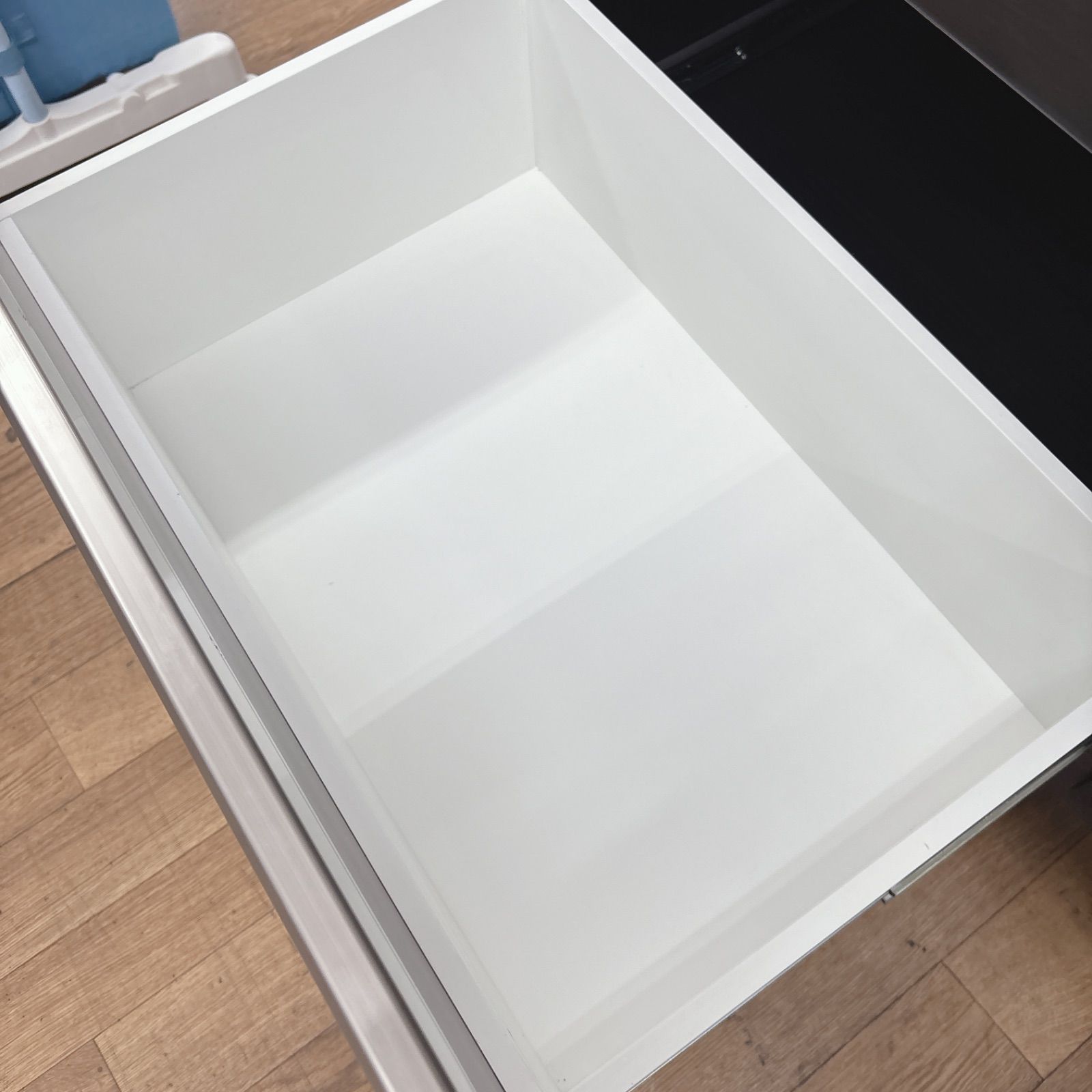 I309 ? 名古屋市近郊配送設置無料！ NITORI キッチンカウンター 食器 