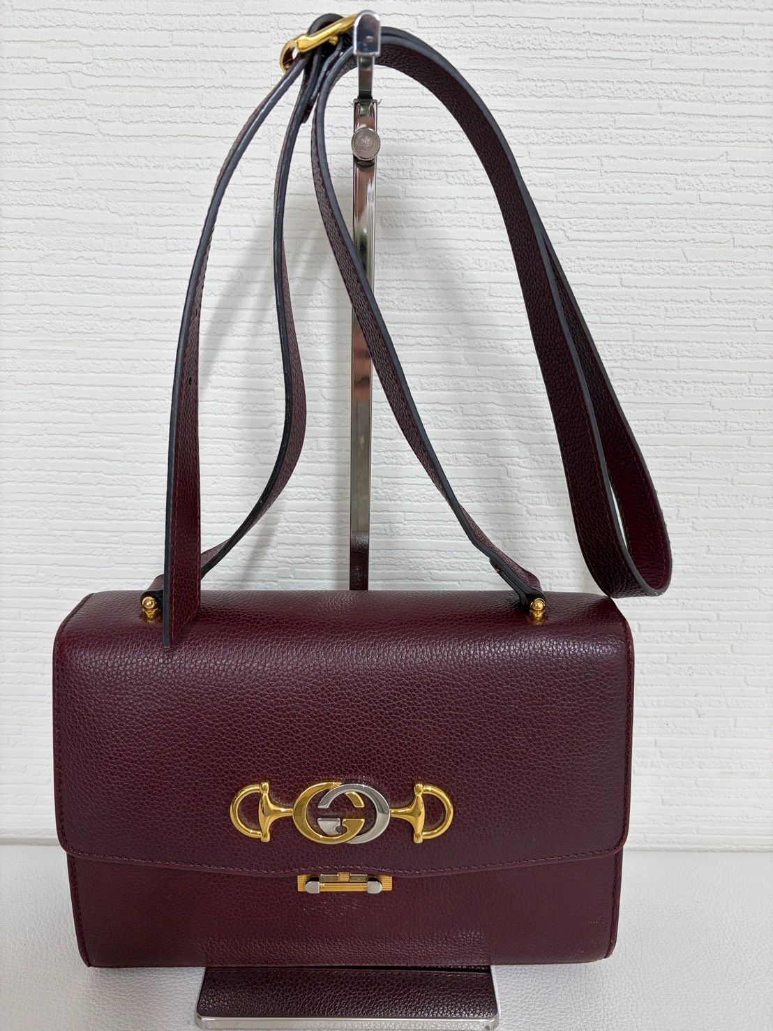 中古美品正規品 GUCCI グッチ正規品 ショルダーバック 鑑定済 - メルカリ
