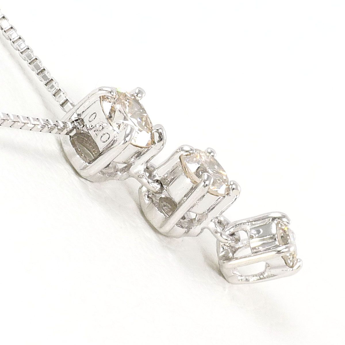 K18WG ネックレス ダイヤモンド 0.20ct 総重量約1.4g 約40cm - メルカリ