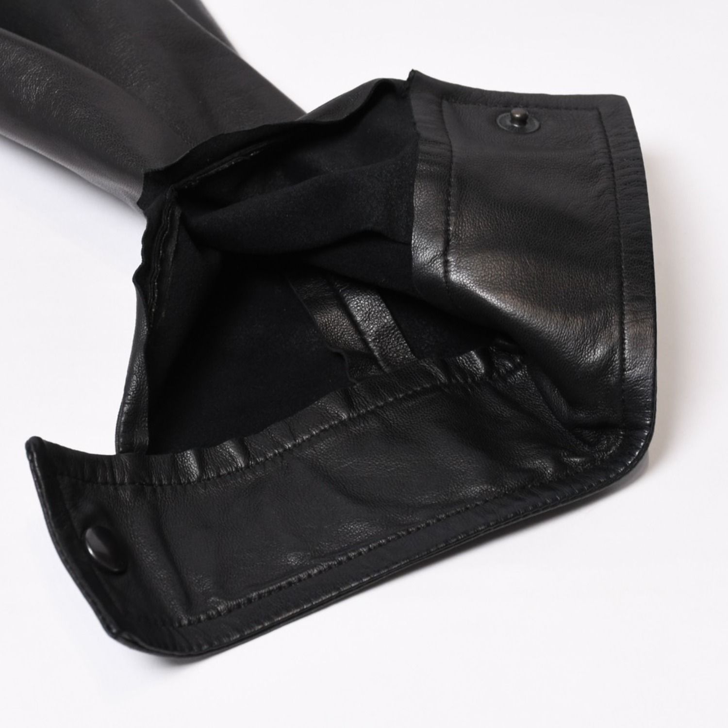 CHANEL シャネル 長袖レザーシャツ P28790C00009 サイズ38 ラムスキン ココマーク ブラック ヴィンテージ 美品 中古 4b013848 CHANEL シャネル 長袖レザーシャツ P28790C00009 サイズ38 ラムスキン
