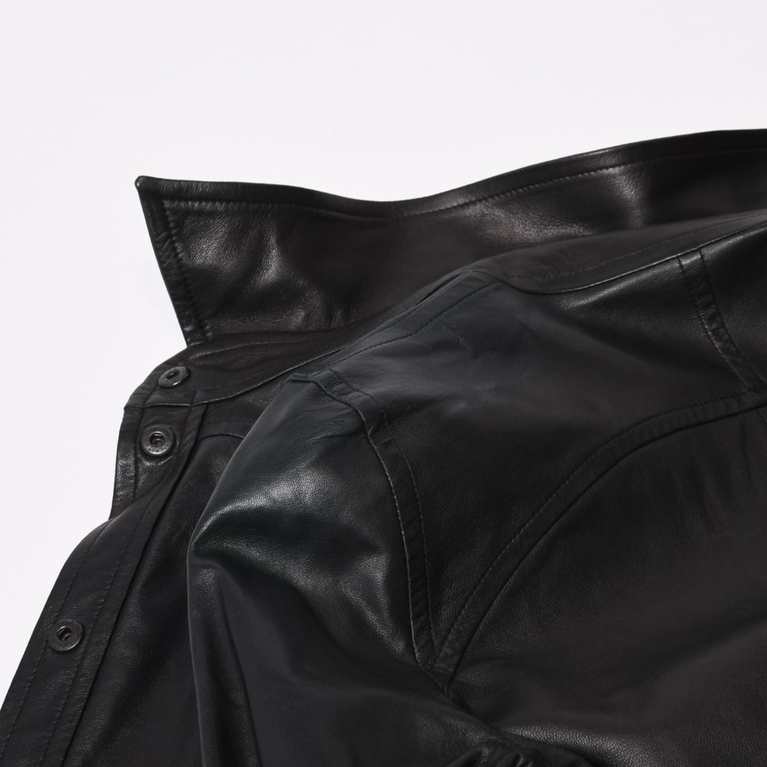 CHANEL シャネル 長袖レザーシャツ P28790C00009 サイズ38 ラムスキン ココマーク ブラック ヴィンテージ 美品 中古 4b013848 CHANEL シャネル 長袖レザーシャツ P28790C00009 サイズ38 ラムスキン