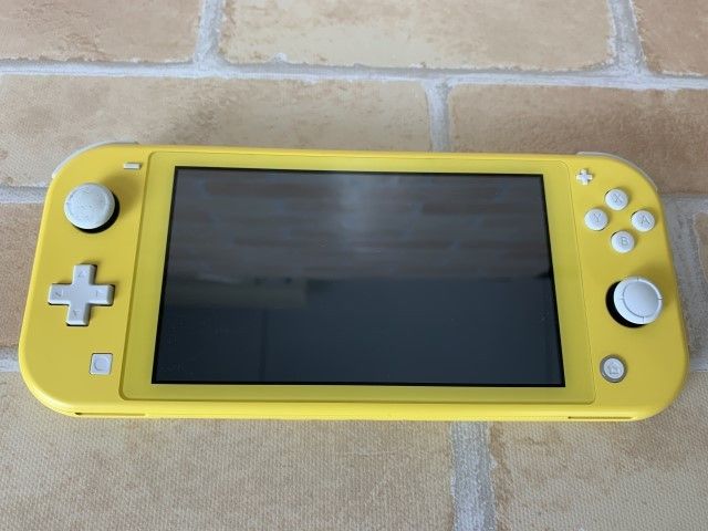 中古】 Nintendo Switch Lite 本体 ﾆﾝﾃﾝﾄﾞｰｽｲｯﾁ ﾗｲﾄ 各色 551419