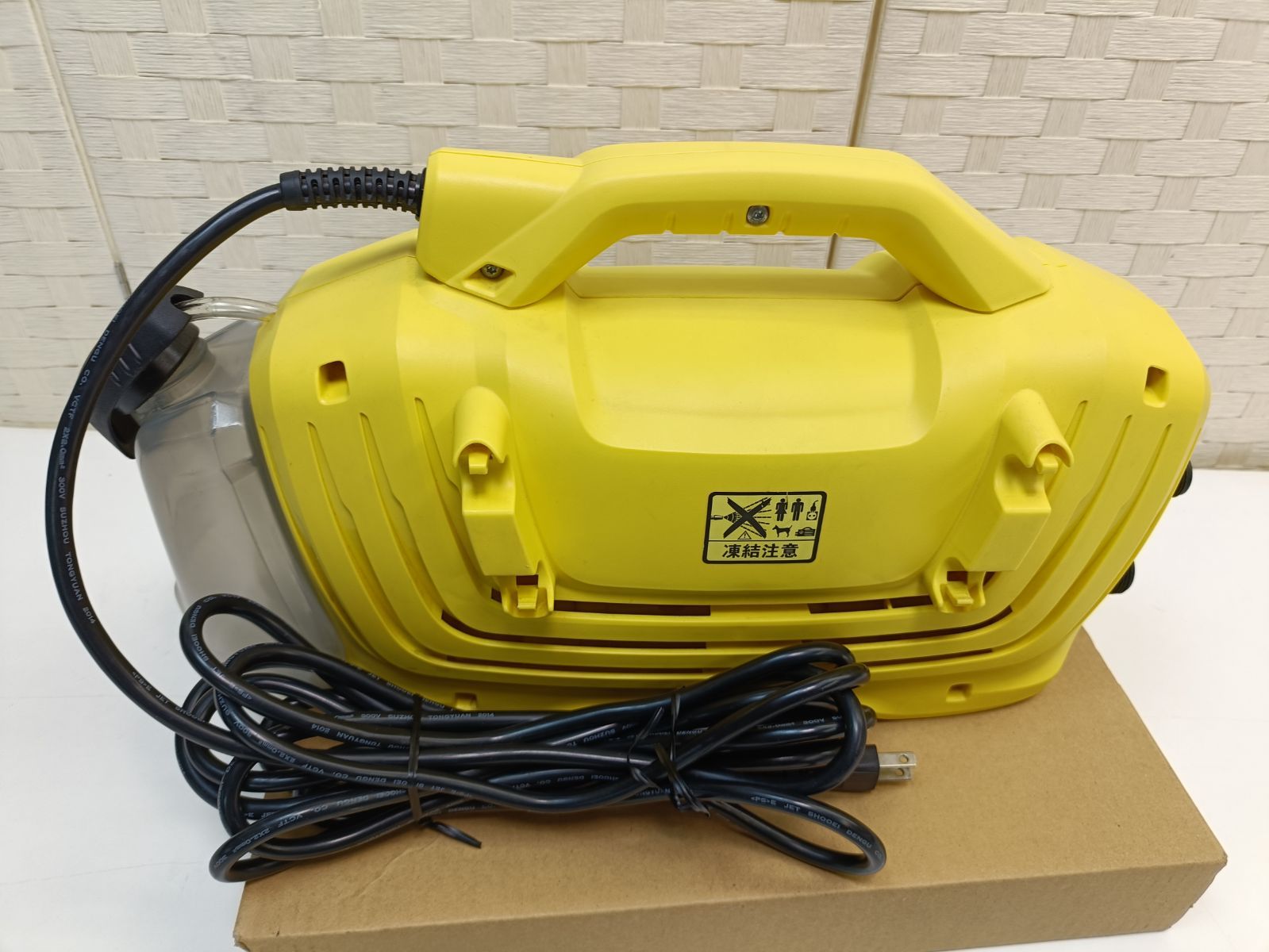 欠品有 現状品 KARCHER K2 CLASSIC PLUS 高圧洗浄機本体1.600 974.0