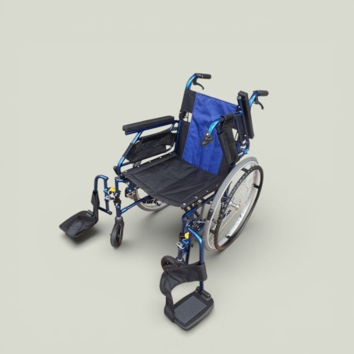 車椅子 多機能自走式 キャリカルプラス 中古品 | AUTOHEMPEL.DE 車椅子 多機能自走式 キャリカルプラス 中古品 | AUTOHEMPEL.DE