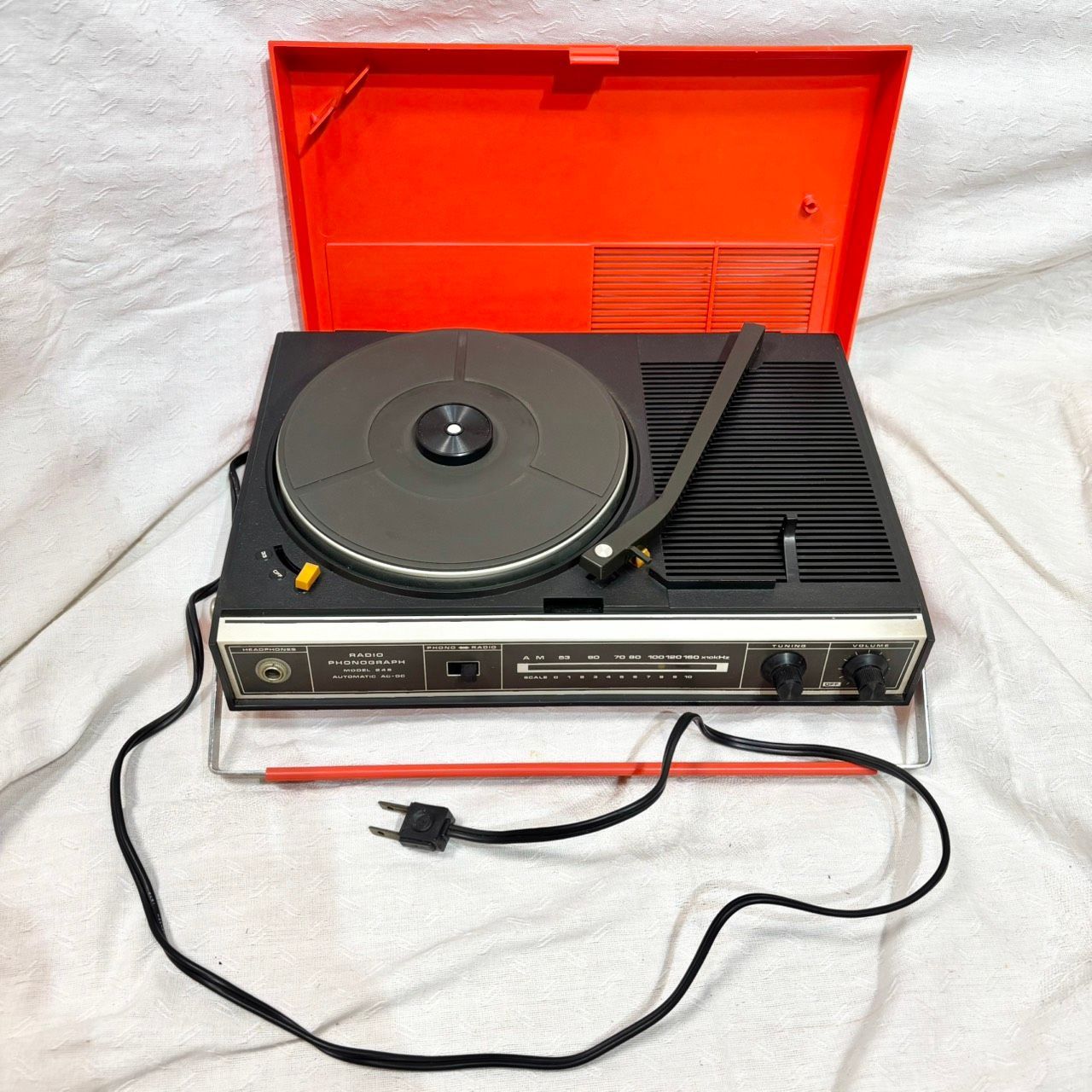 431 稼働品 レコードプレーヤー ラジオ 一体型 MODEL248 ポータブル 