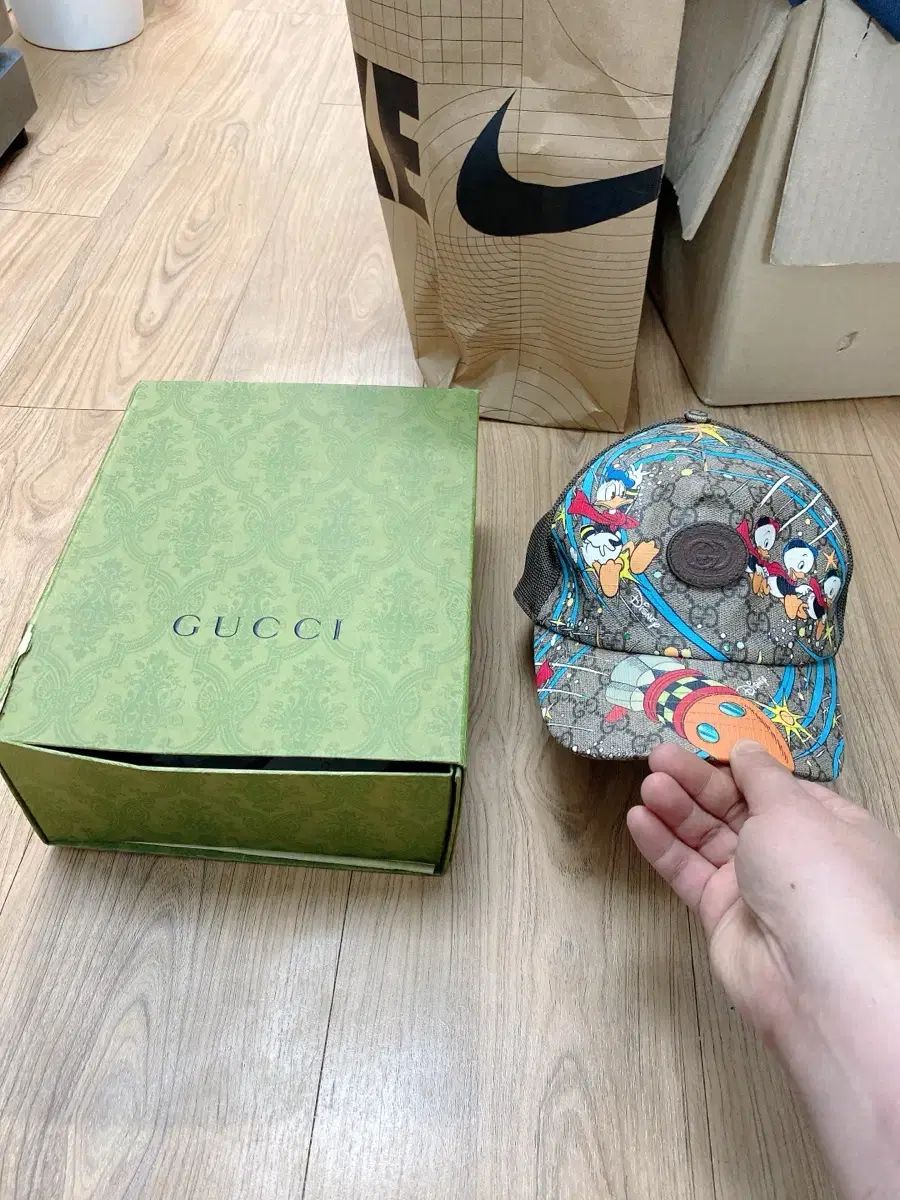 GUCCI人気モデルのキャップ 中古品 訳あり 使用感→あり 【公式通販】