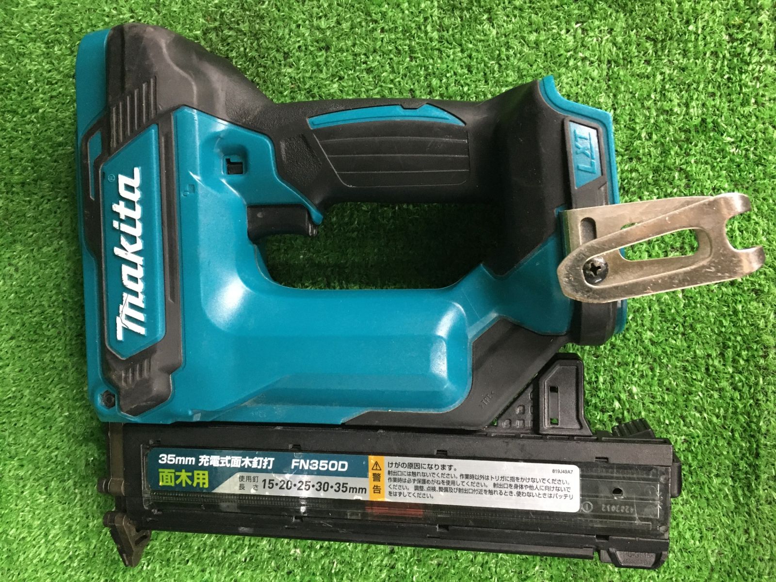 中古品0906☆makita(マキタ) 35㎜18v充電式面木釘打 (本体 中古品 電動 