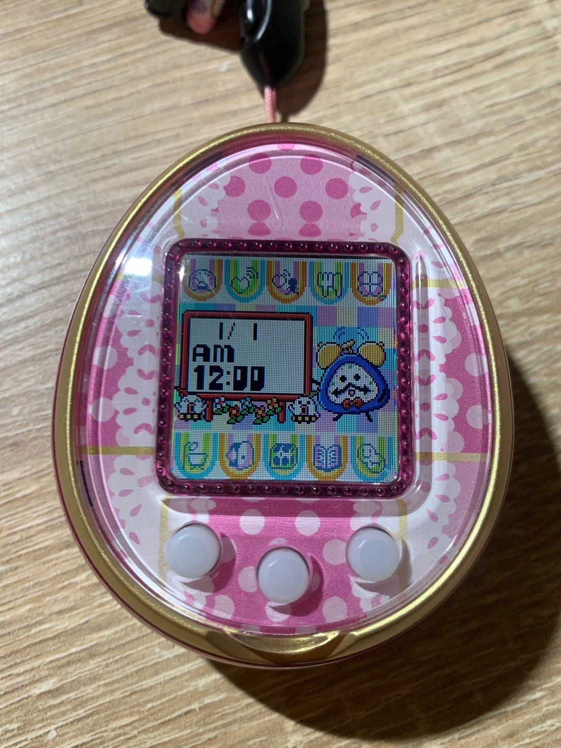 9292 たまごっち 4U ピンク 動作確認済み - メルカリ