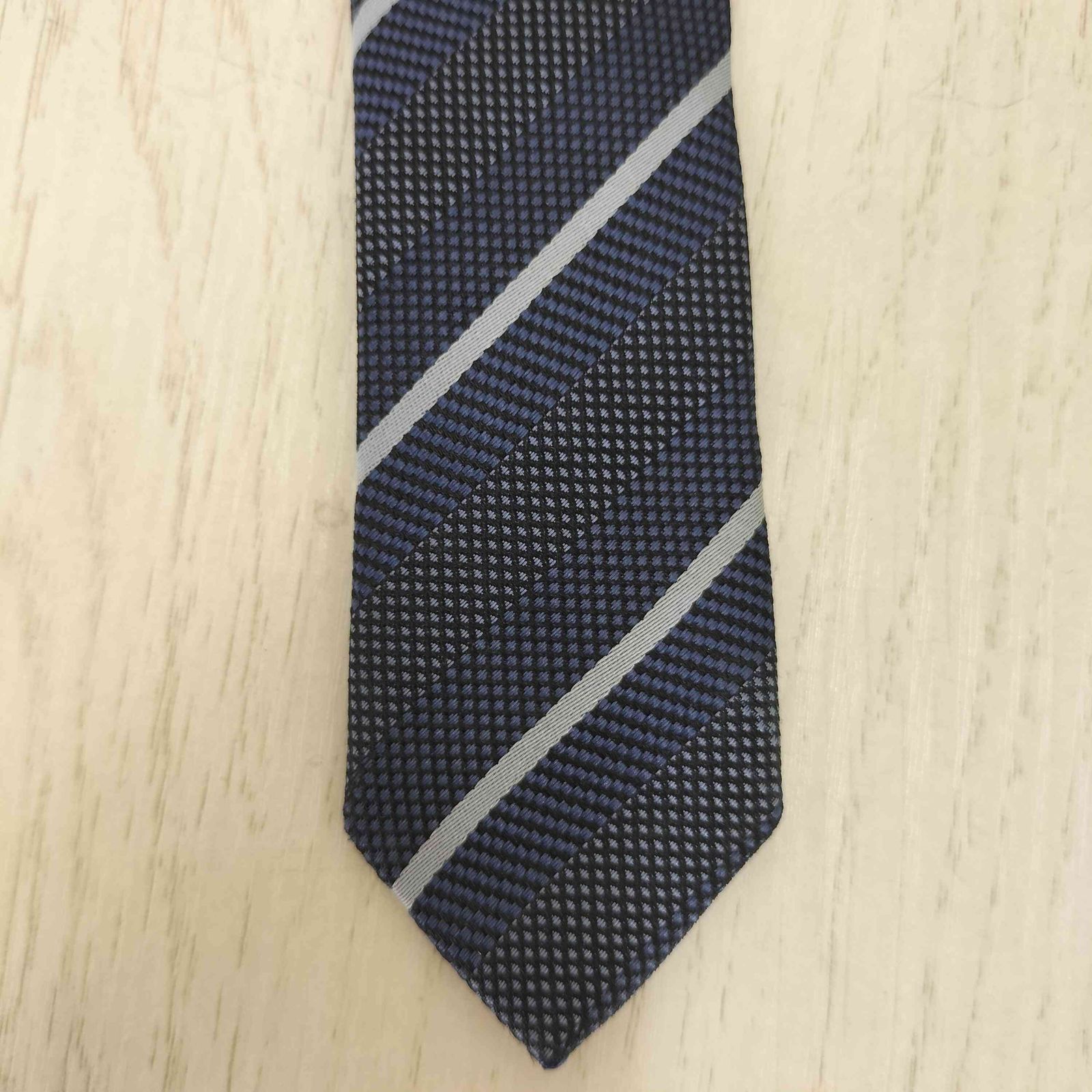 アルマーニコレツィオーニ ARMANI COLLEZIONI レジメンタル ネクタイ