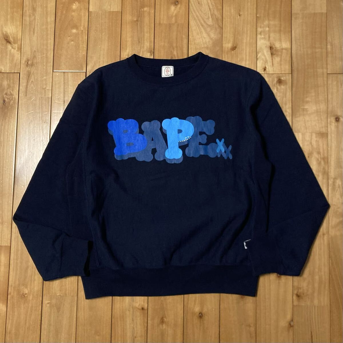 ☆激レア☆ KAWS × BAPE LOGO 長袖スウェット Sサイズ ネイビー a