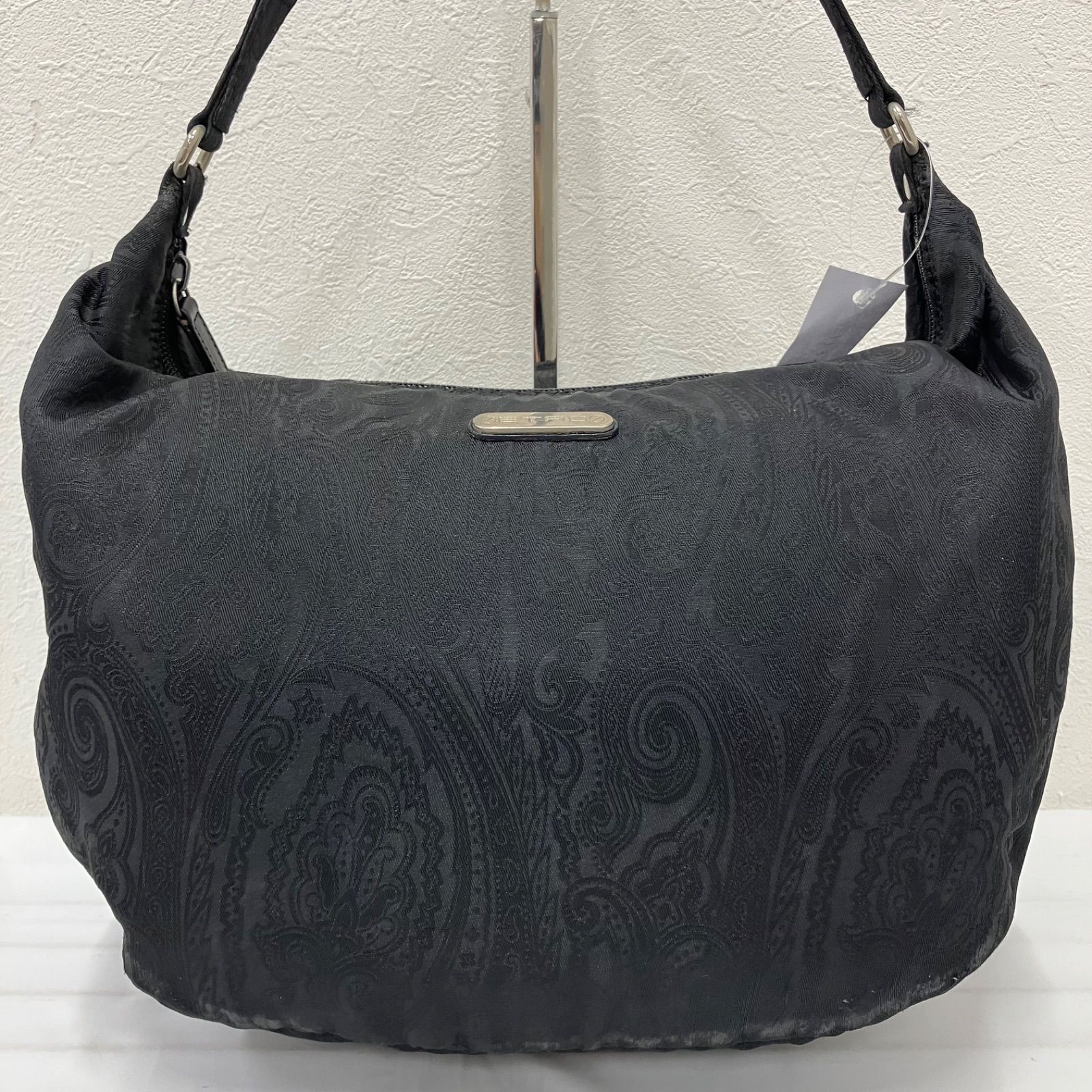 1134 ETRO エトロ ショルダーバッグ 肩がけ 斜めがけ ペイズリー柄