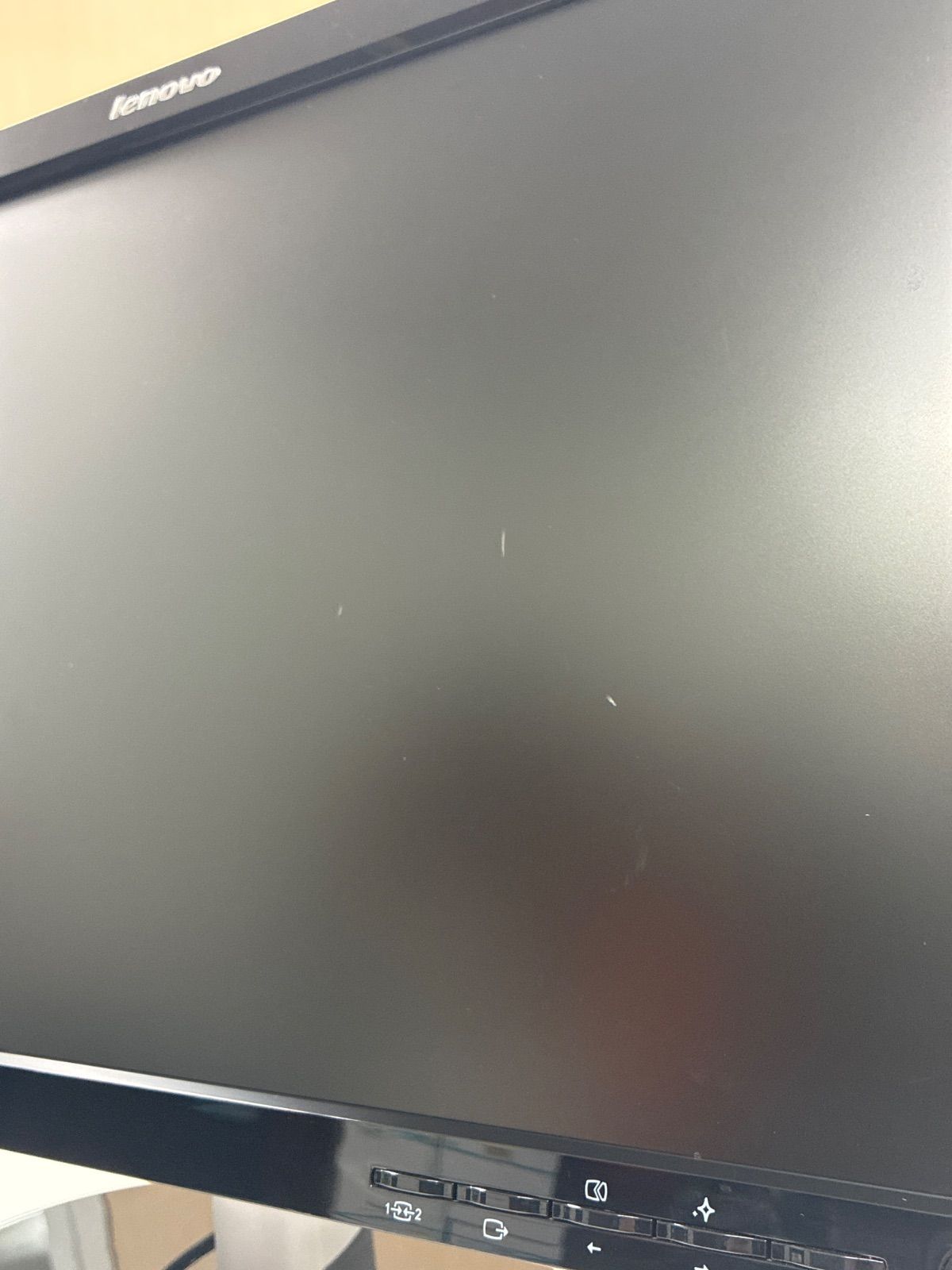 Lenovo モニタ (目立った傷や汚れなし) - メルカリ Lenovo モニタ (目立った傷や汚れなし) - メルカリ
