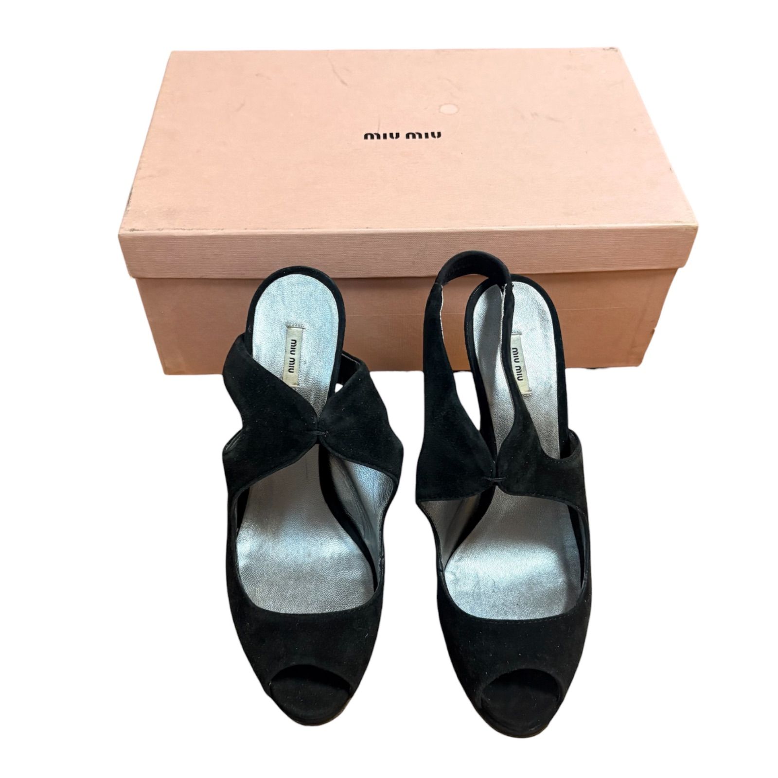 miumiu ミュウミュウ パンプス 36.5 23.5cm ブラック ピンヒール miumiu ミュウミュウ パンプス 36.5 23.5cm ブラック ピンヒール