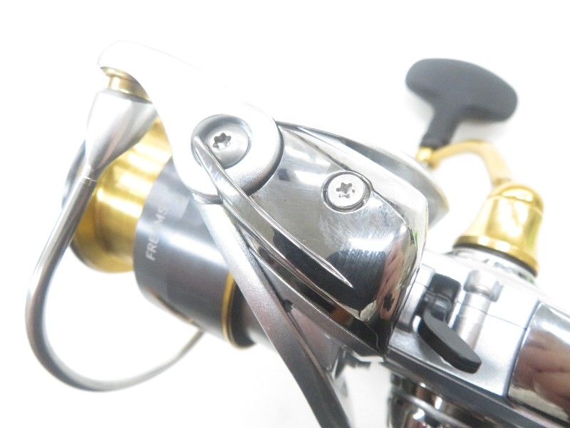 ダイワ 21フリームス LT 3000-CXH (04-9403120007) 【公式通販】