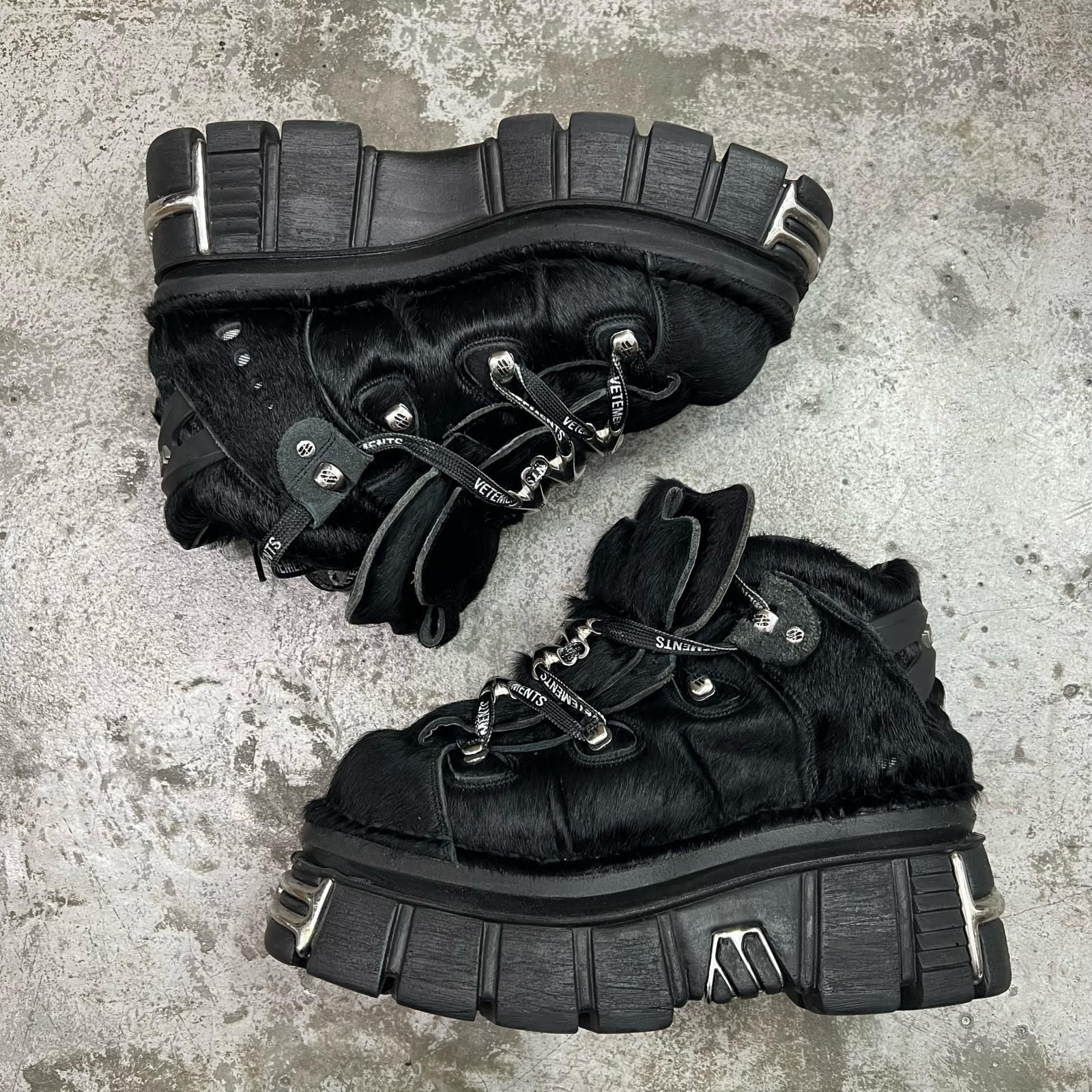 VETEMENTS  × New Rock Platform Sneaker ハラコ シューズ ヴェトモン  × ニューロック UE54SN100B ブラック 43 28cm （13068M） VETEMENTS × New Rock Platform Sneaker ハラコ シューズ ヴェトモン