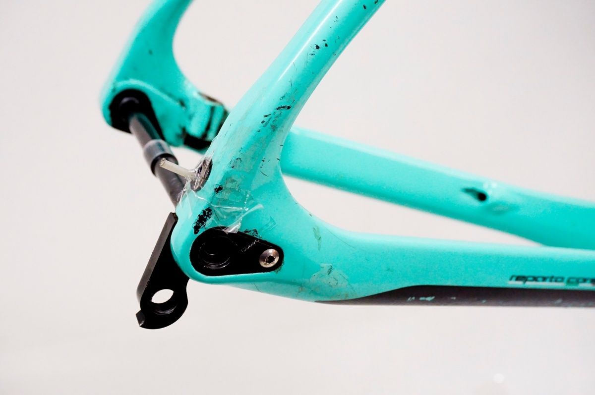 Bianchi INFINITO CV 57ロードバイクフレームジャンク