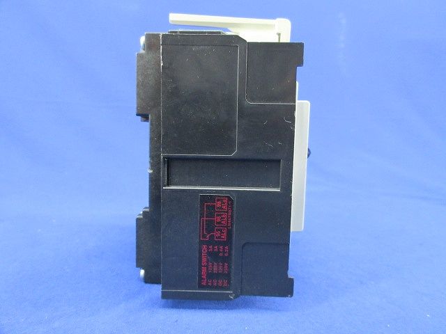 漏電ブレーカー3P3E60A(ジャンク品) NV100-KC - メルカリ