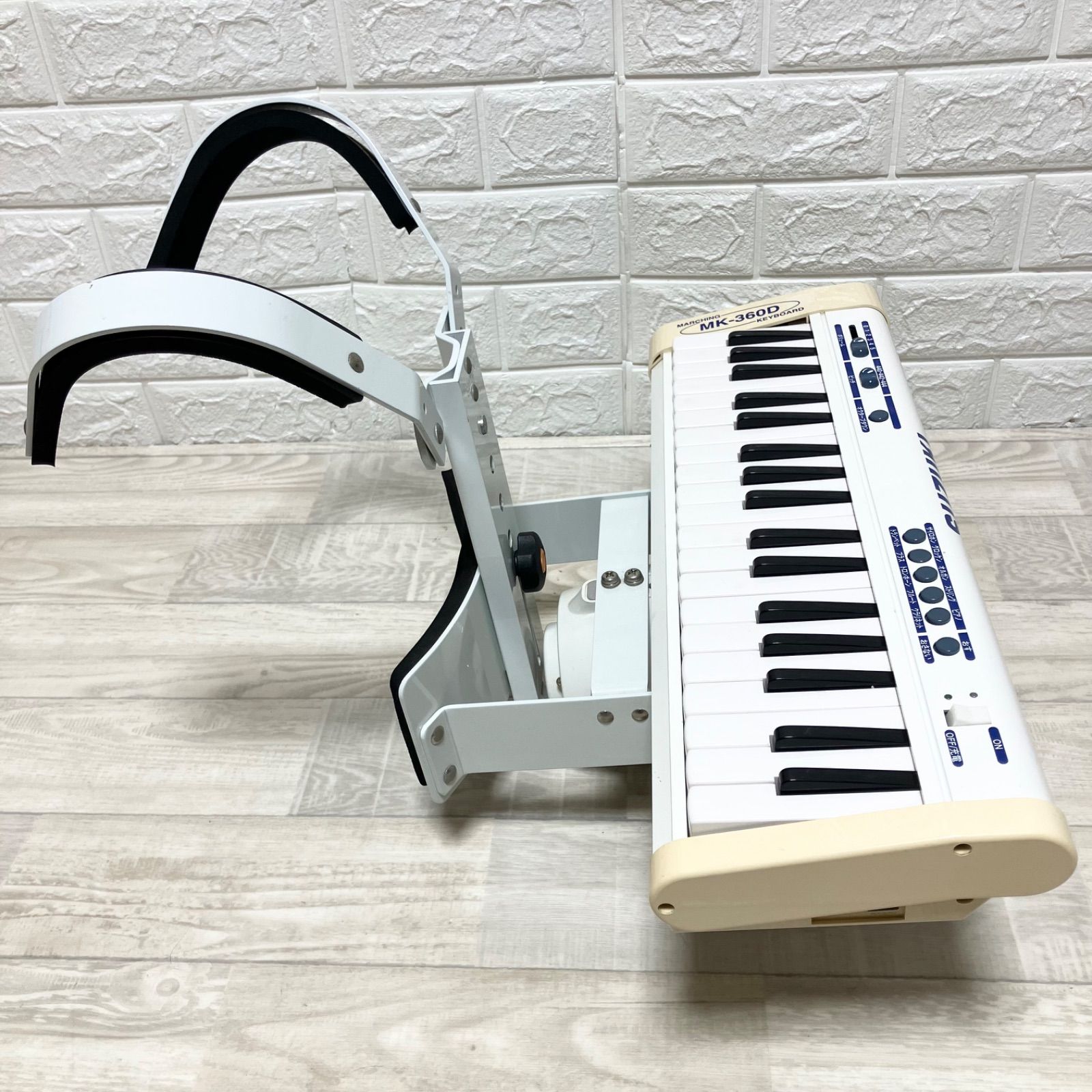SUZUKI MK-360D マーチングキーボード 肩掛け AC付 動作確認済 SUZUKI マーチングキーボード MK-360D - メルカリ