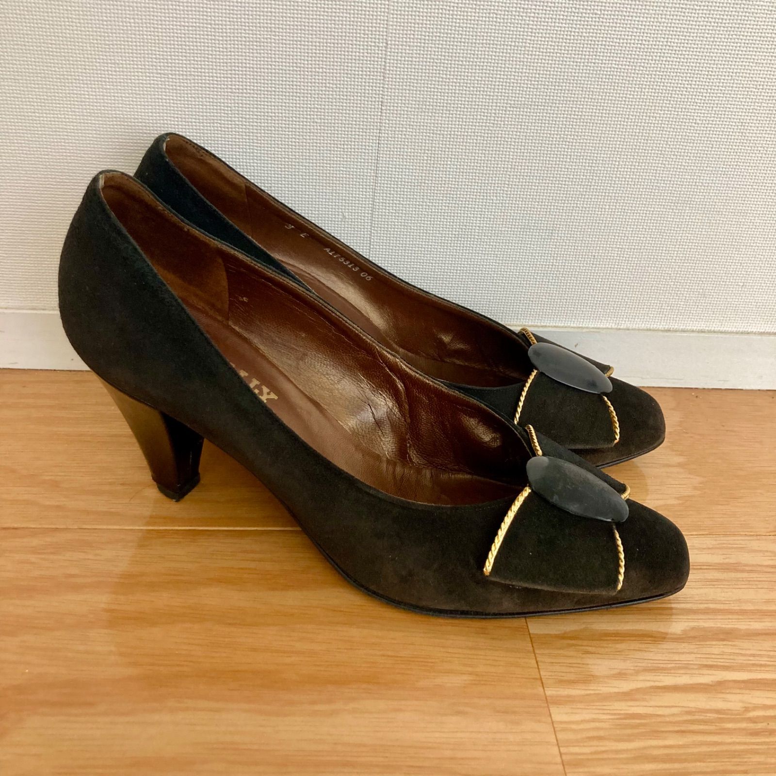 used 中古品 BALLY バリー ブラック スエード リボン パンプス 3E 23.0 