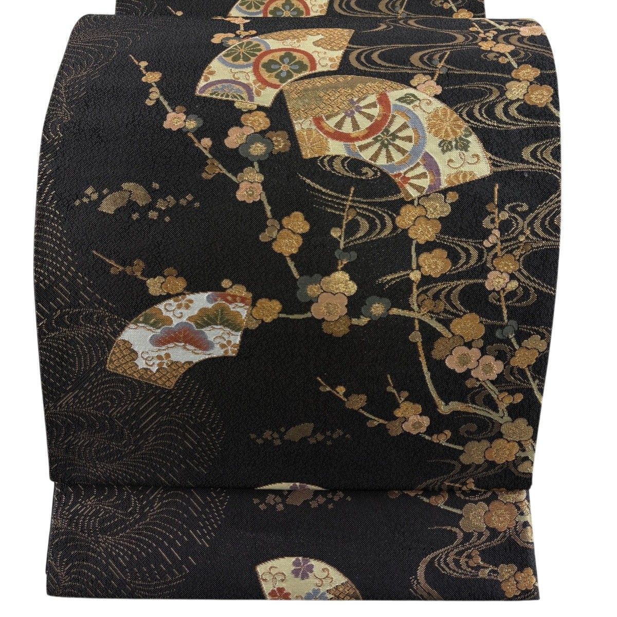 美品】 袋帯 秀品 舞衣錦 扇面 枝梅 金糸 箔 墨色 六通 正絹 美品】 袋帯 秀品 舞衣錦 扇面 枝梅 金糸 箔 墨色 六通 正絹