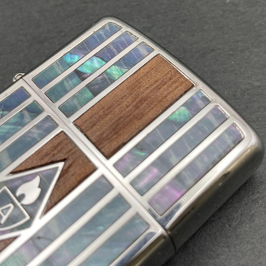 Zippo アーマー シェル&ウッド貼り 2004年7月製 螺鈿 貝殻/木板 Zippo アーマー シェル&ウッド貼り 2004年7月製 螺鈿 貝殻/木板