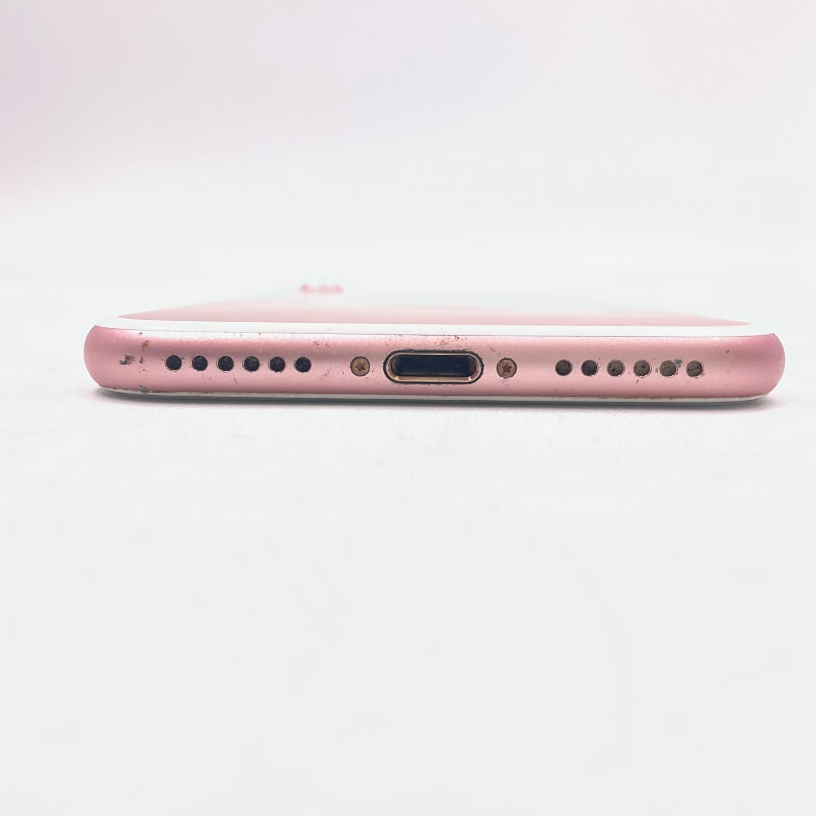 全額返金保証】【最速発送】 iPhone 7 128GB ローズゴールド docomo 白 